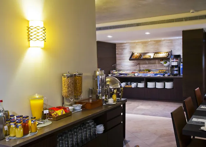 Eurostars Patios De 4*