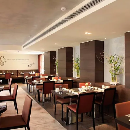 Eurostars Patios De Szálloda 4*