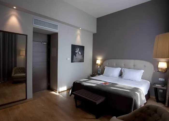 Eurostars Patios De 4*