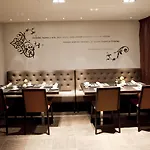 Eurostars Patios De 4*