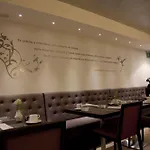 Eurostars Patios De 4*