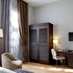 Eurostars Patios De 4*