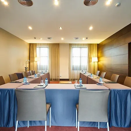 Готель Eurostars Patios De 4*